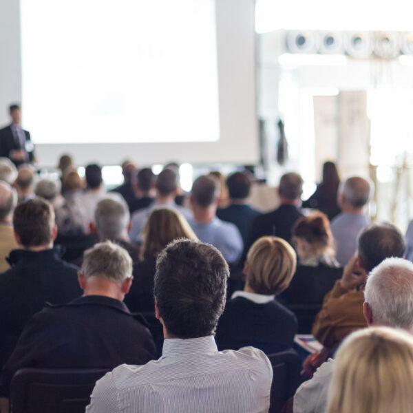 Smart Ways to Organize a Business Conference