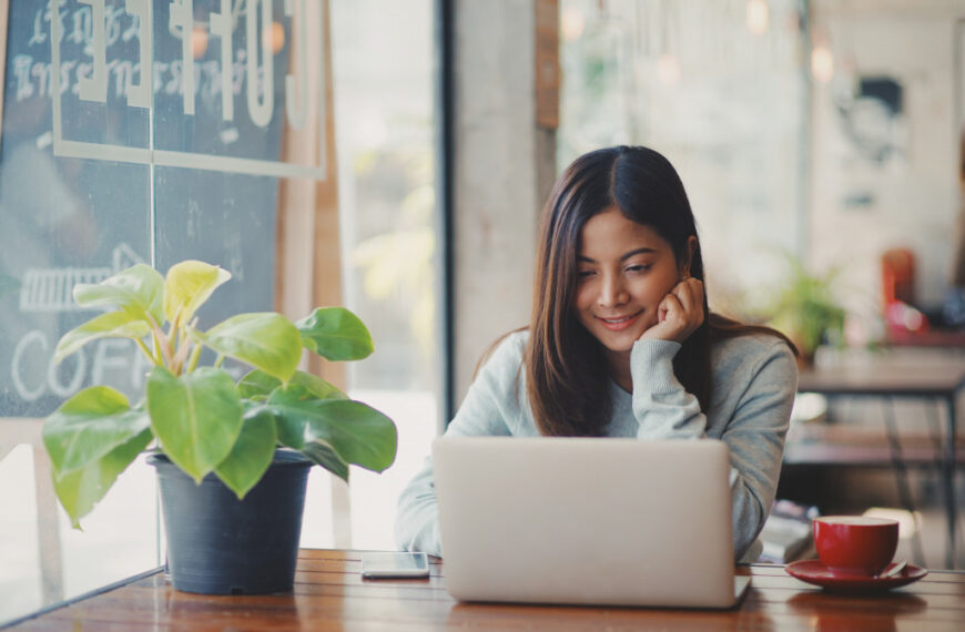 Fighting Financial Challenges in Your Career – Tips for Young Professionals in the Philippines